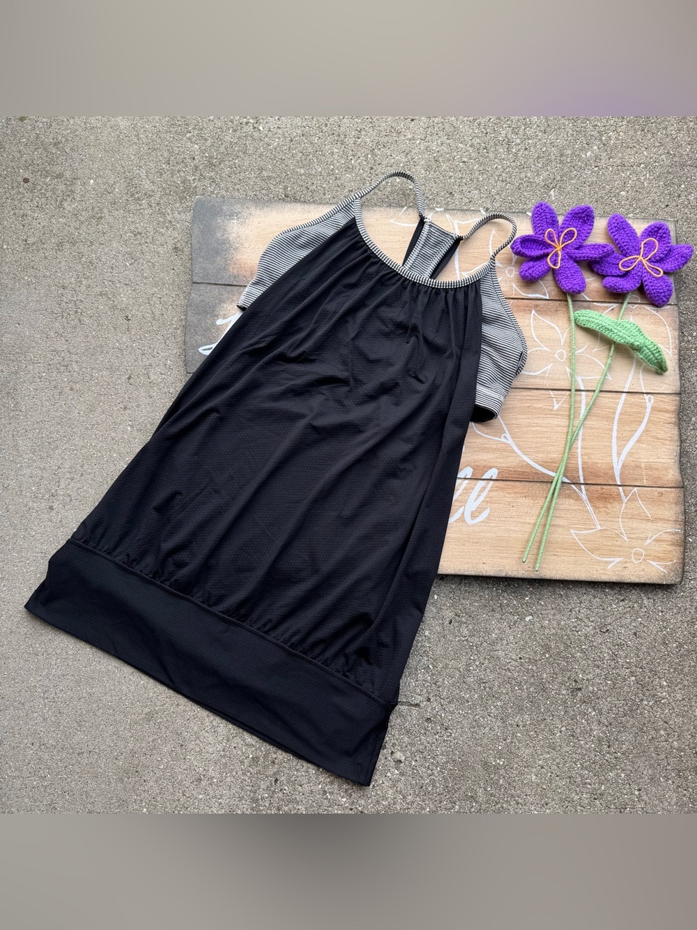 Lululemon Black Tank Top Size 8